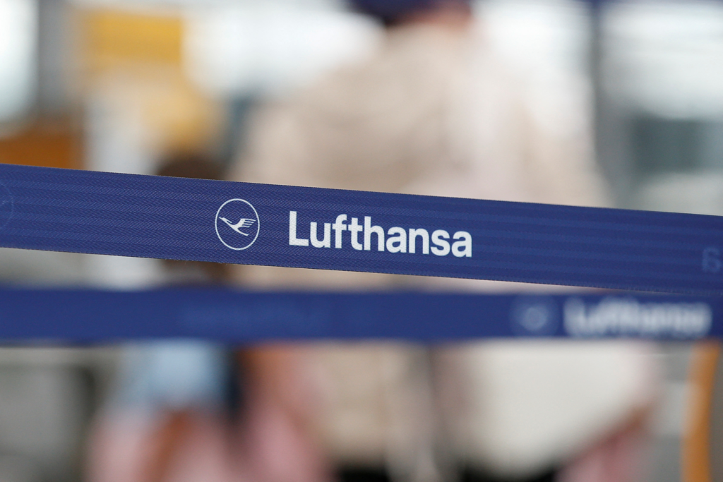 Comparing Lufthansa's Offers